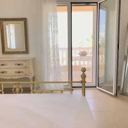 Вилла Korais Luxury 3br With Sea View